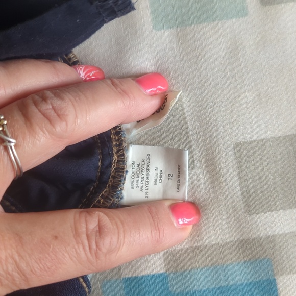 Soho New York& company boyfriend skinny jeans size 12 - Picture 5 of 8